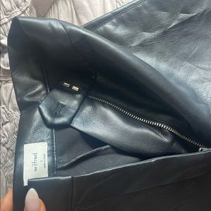 Aritzia Wilfred Size 0 Vegan Leather Pants